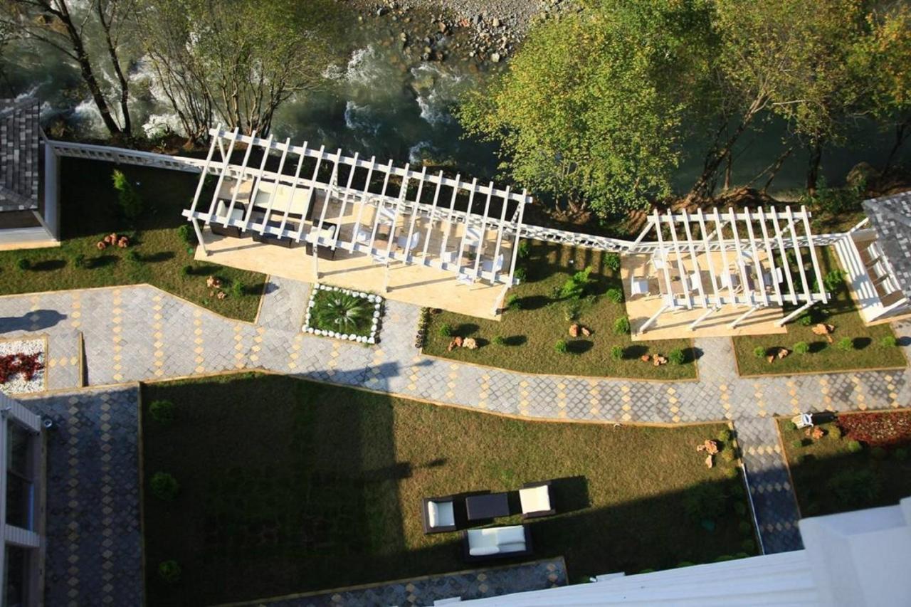 Jolnar Garden Hotel Macka Bagian luar foto