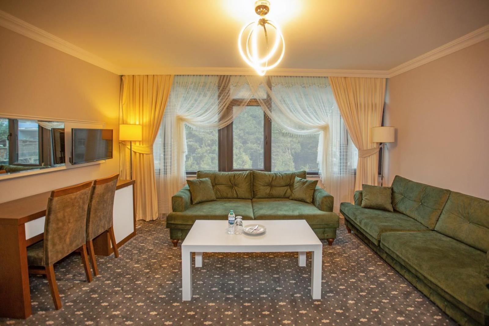 Jolnar Garden Hotel Macka Bagian luar foto